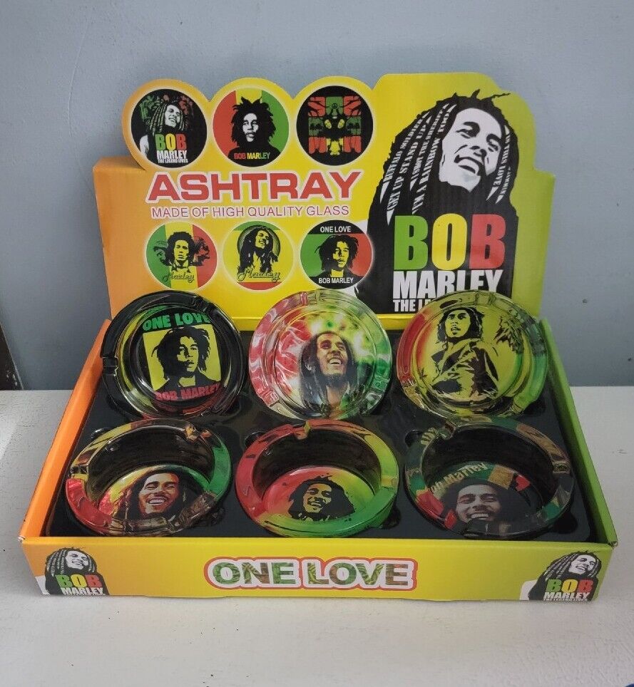 ASHTRAY BMLY CLAY